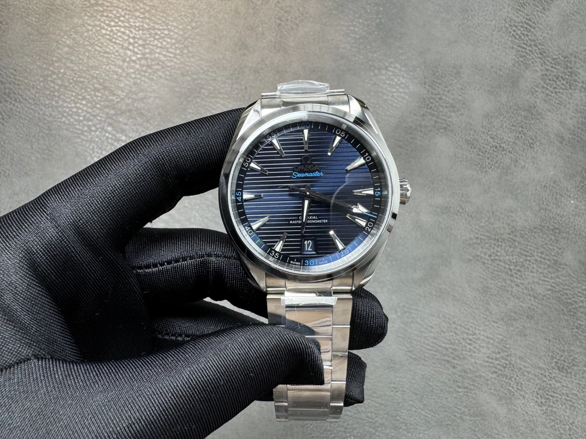 Chic CBD Factory Omega Seamaster Aqua Terra 150M 41mm Blue Teak Dial Smooth Bezel(220.10.41.21.03.001) 1:1 Super Clone – Dandong 8900 Movement 261